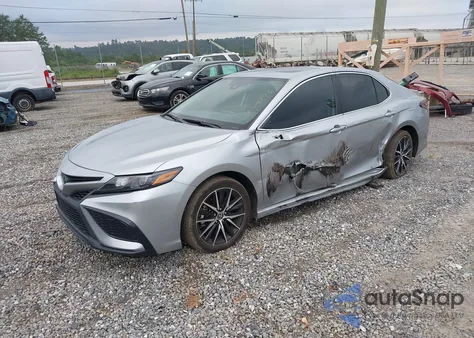 2023 Toyota Camry Se z USA, uszkodzony, nr VIN 4T1T11AK5PU832805